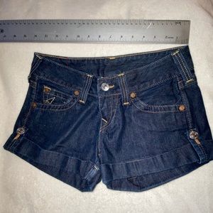 TRUE RELIGION SHORTS .JESS. SIZE 27 LIKE NEW.